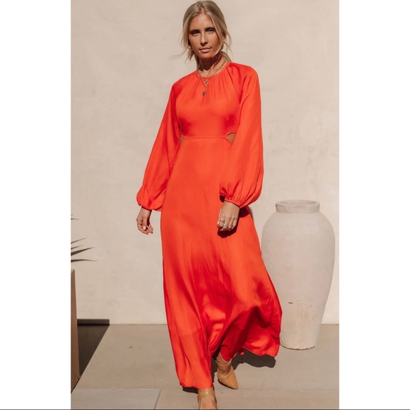 Red Dress - Picture 2 of 2